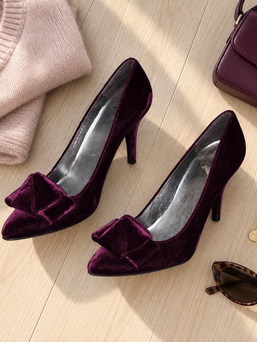 ✨Stuart Weitzman Deep Plum Velvet Bow Pointed Toe Pumps - (See Measurements)✨